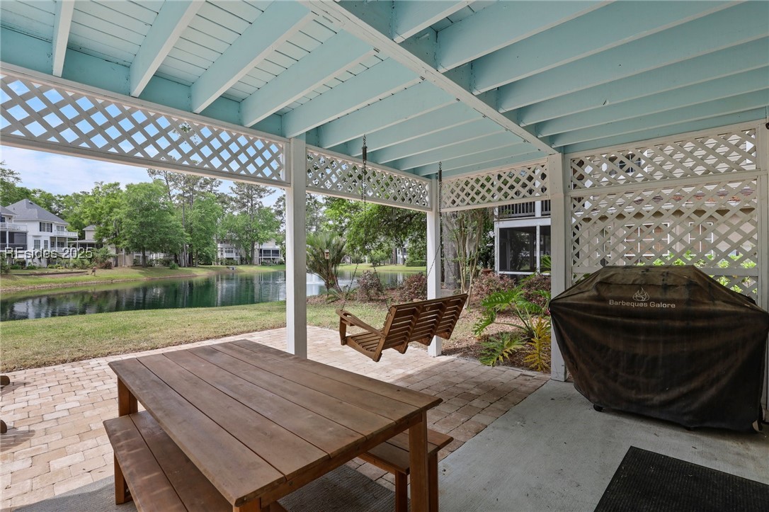 55 Victoria Square Drive