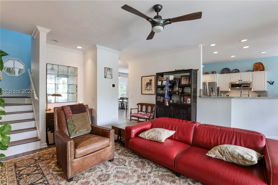 55 Victoria Square Drive