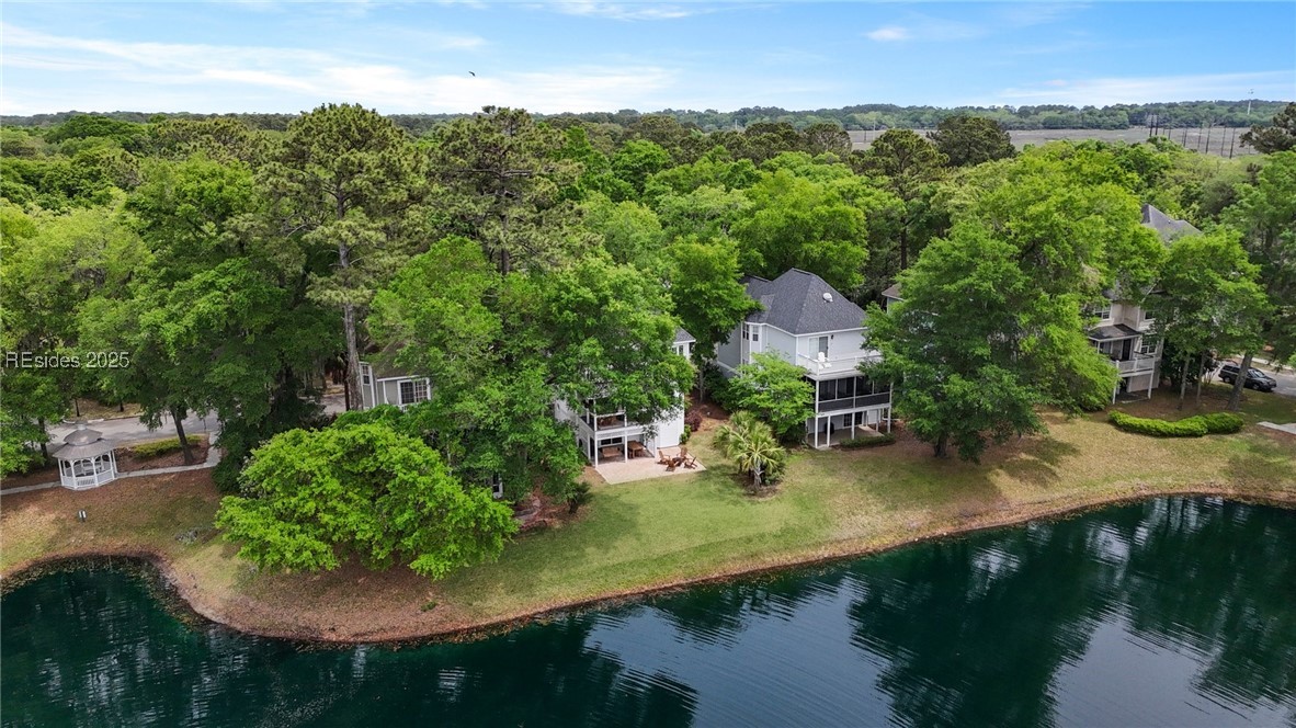 55 Victoria Square Drive