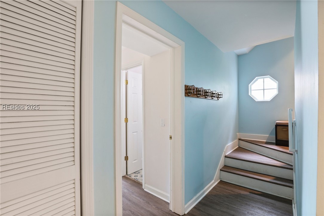 55 Victoria Square Drive