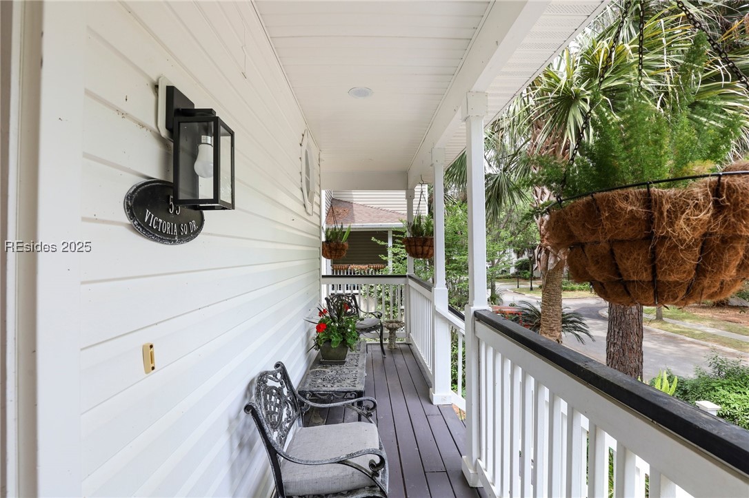 55 Victoria Square Drive