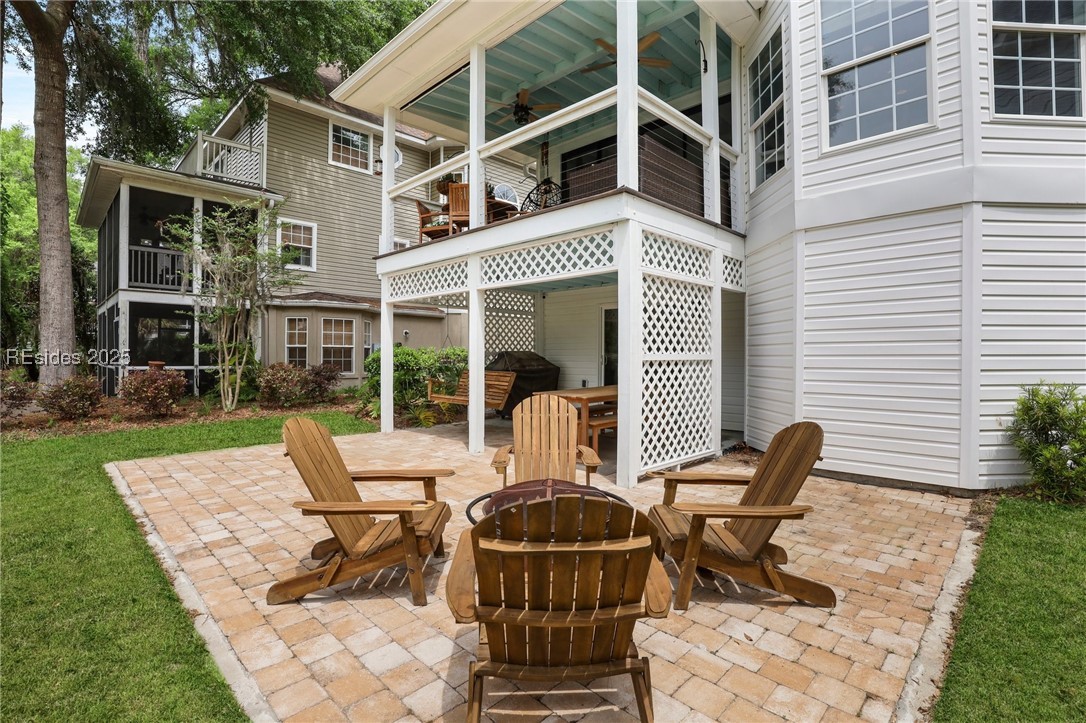 55 Victoria Square Drive