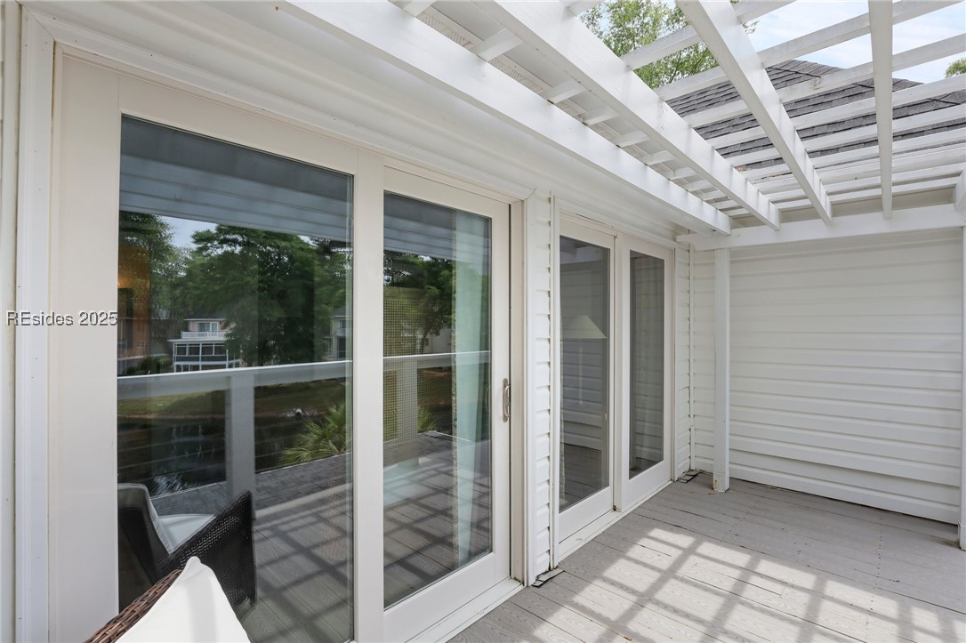 55 Victoria Square Drive