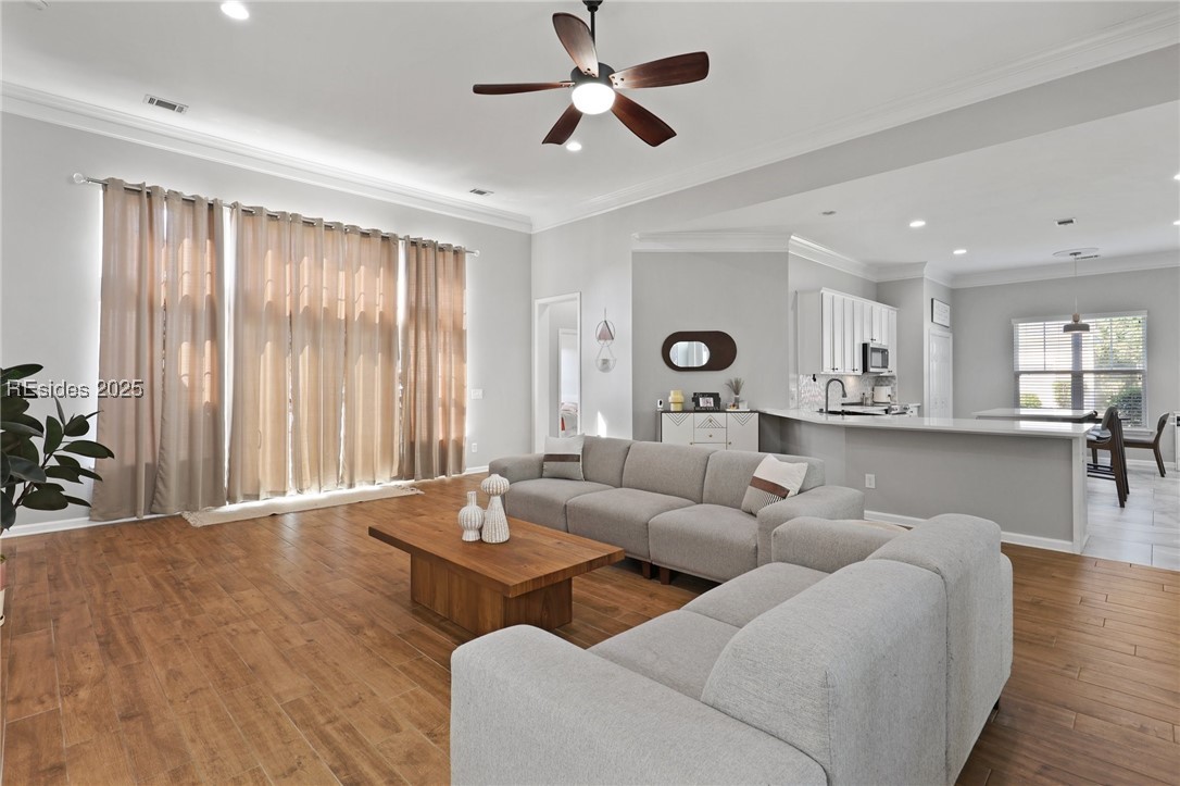 11 Greatwood Drive