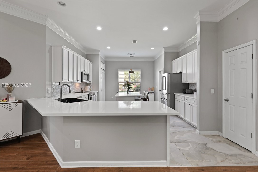 11 Greatwood Drive