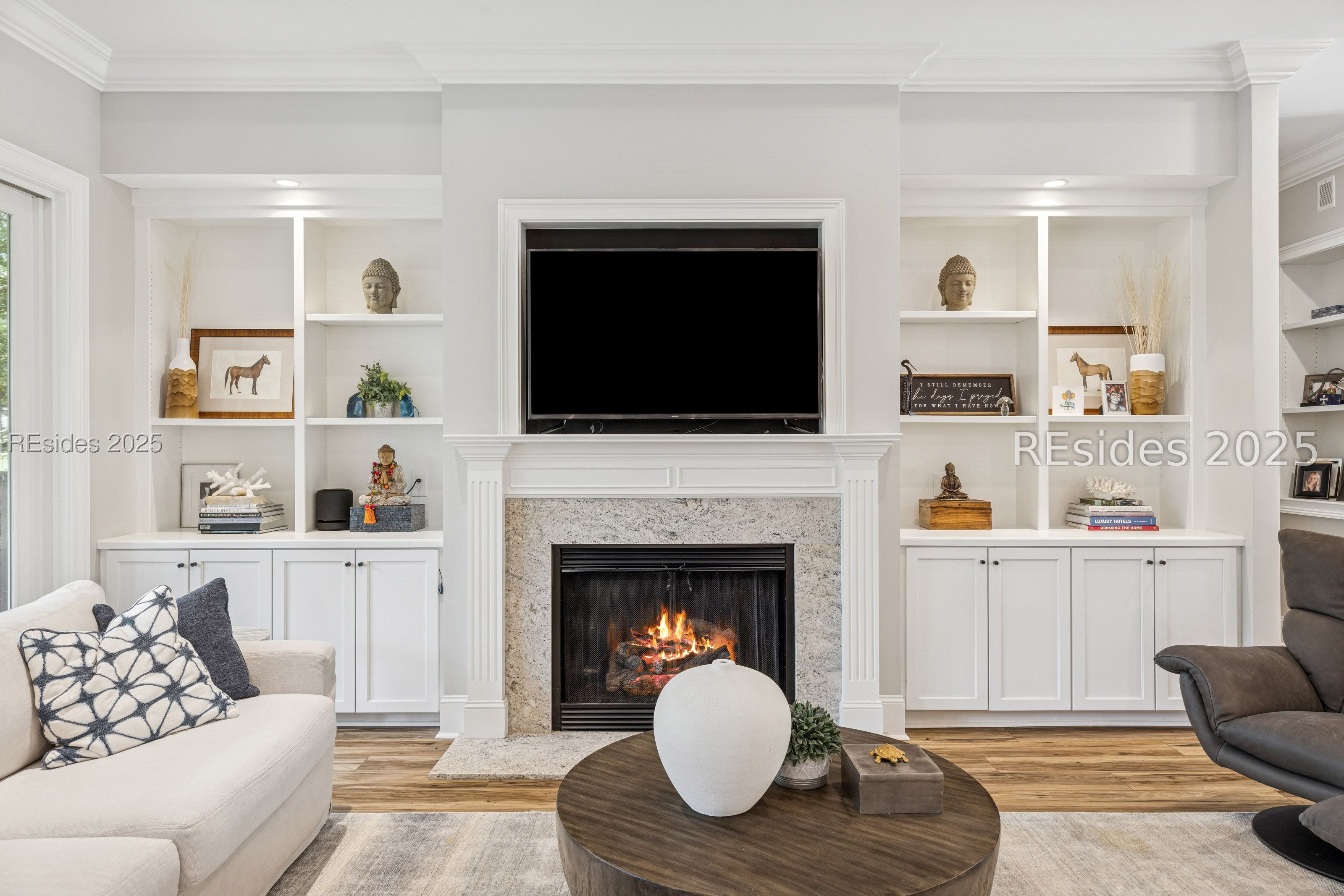 24 Richfield Way
