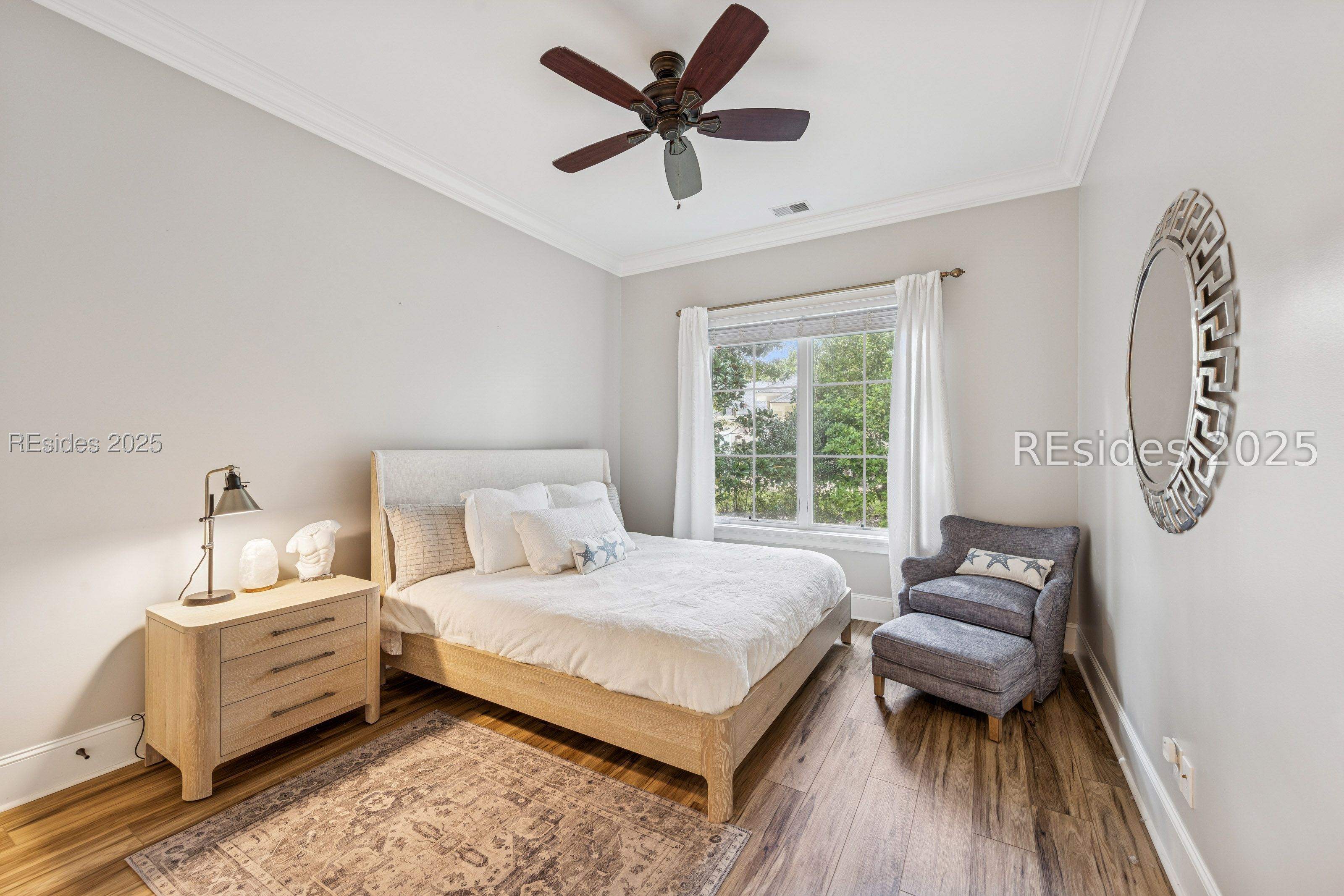 24 Richfield Way
