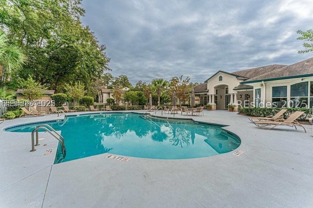 897 Fording Island Road Unit: 821