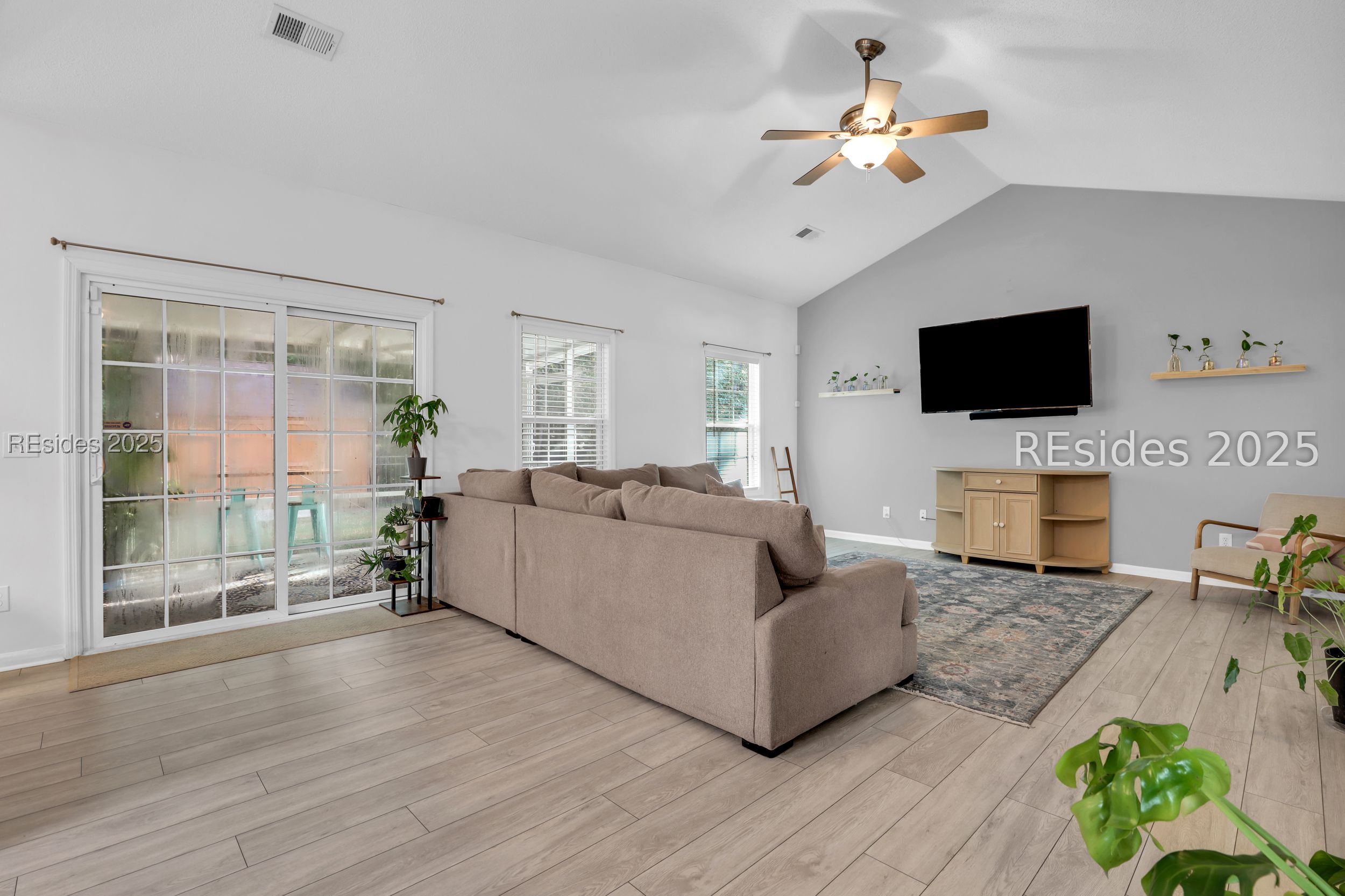 219 Knightsbridge Road