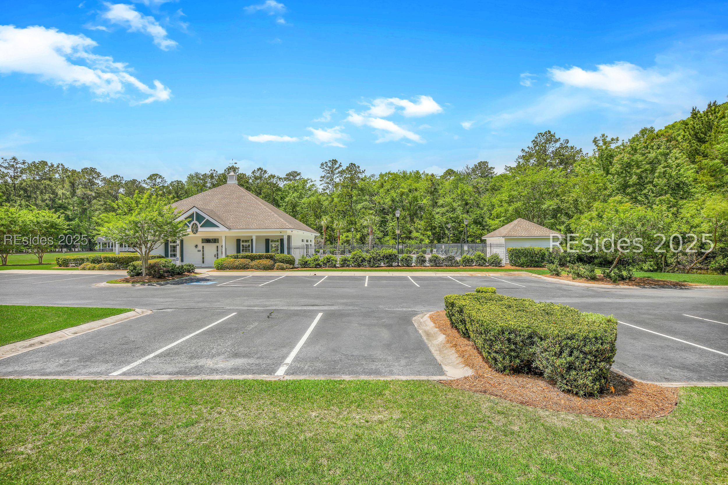 219 Knightsbridge Road