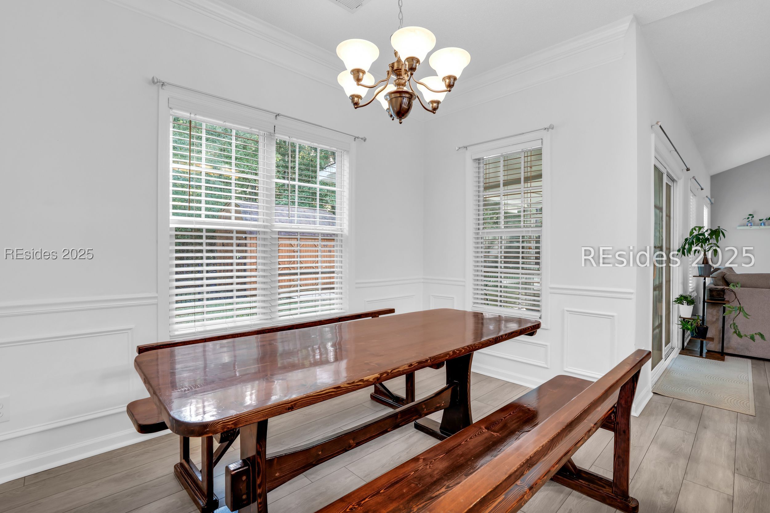 219 Knightsbridge Road