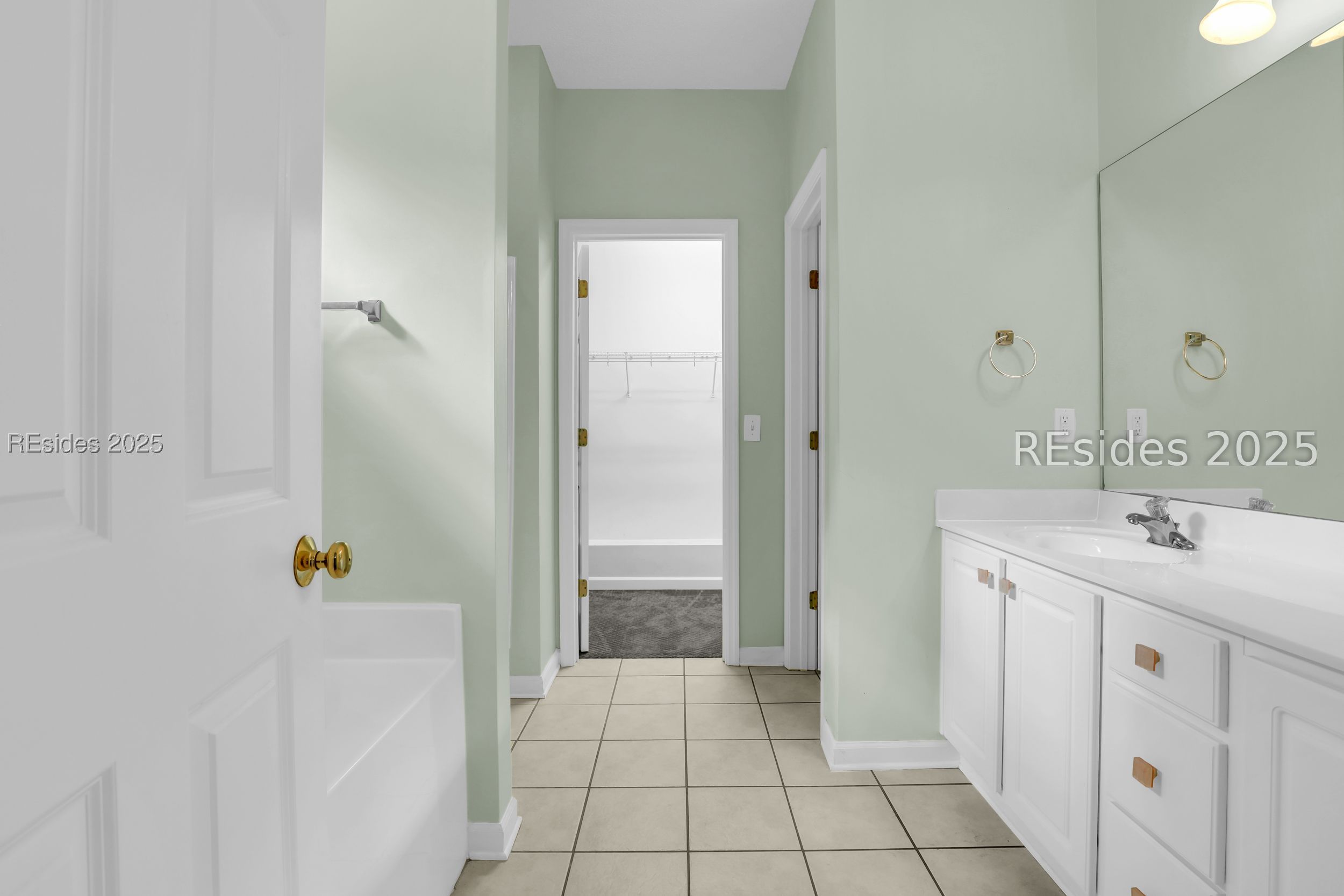 219 Knightsbridge Road