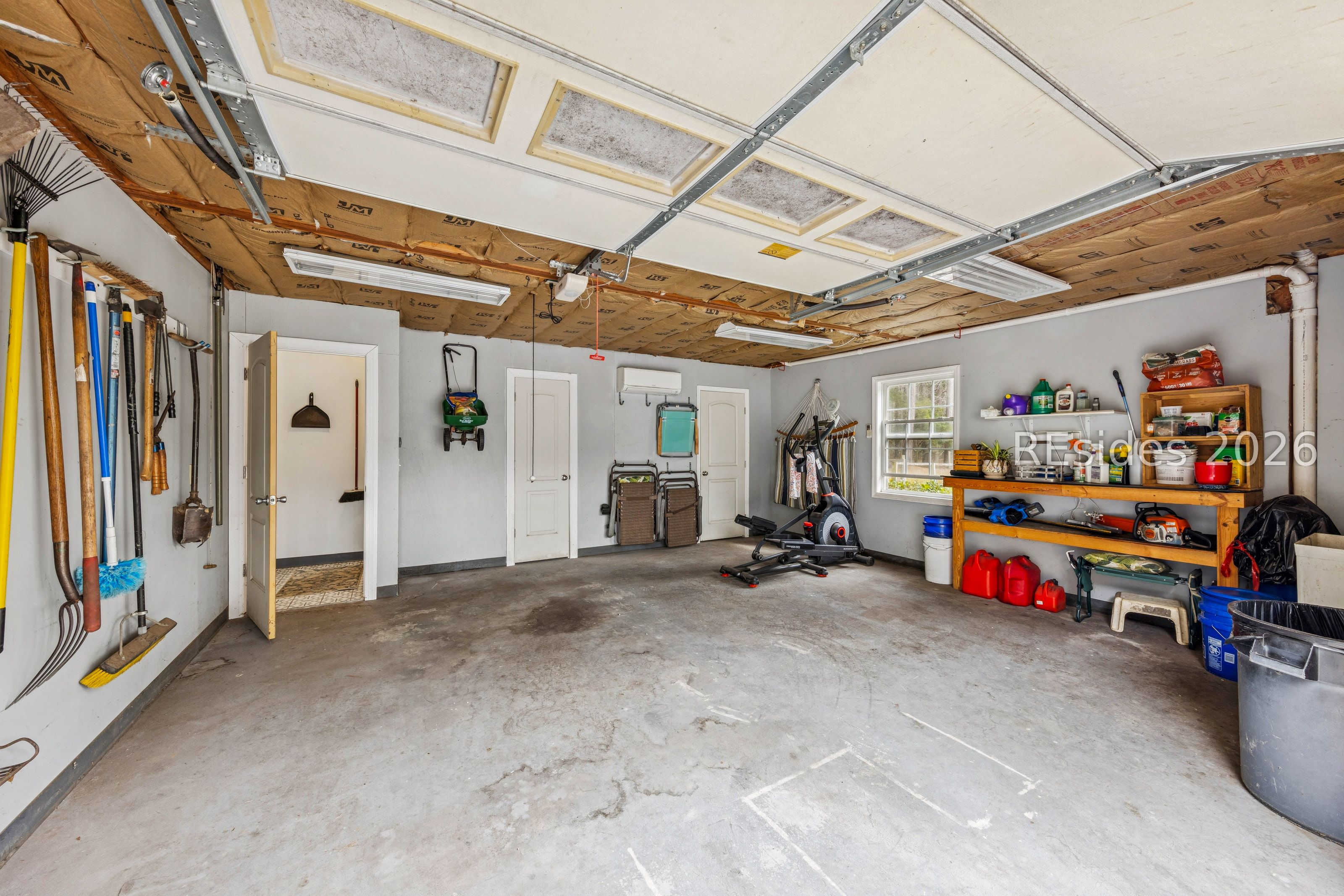 2834 Honey Hill Circle