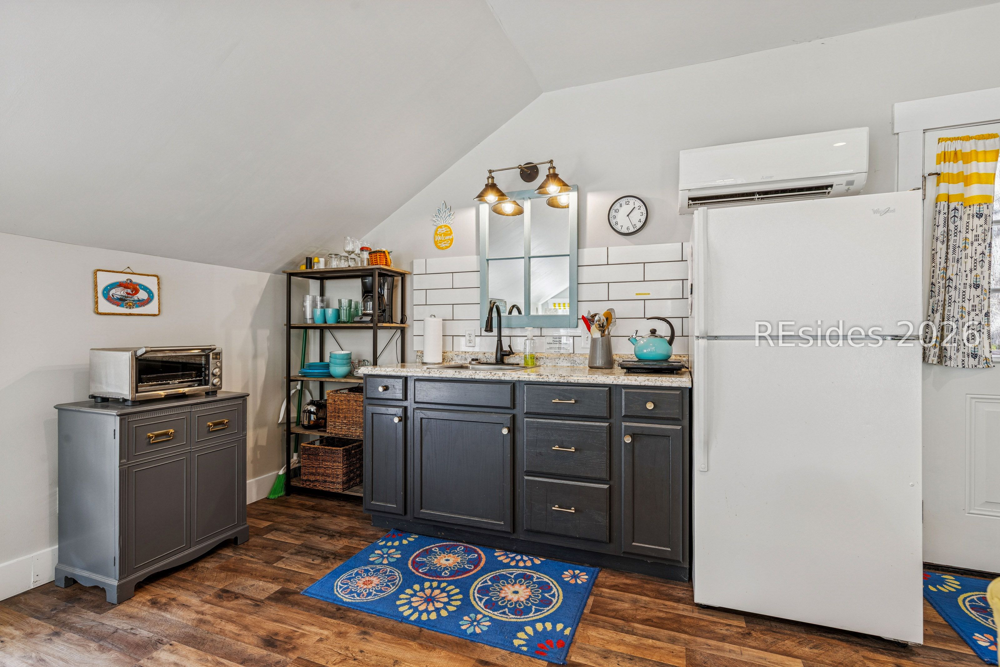2834 Honey Hill Circle