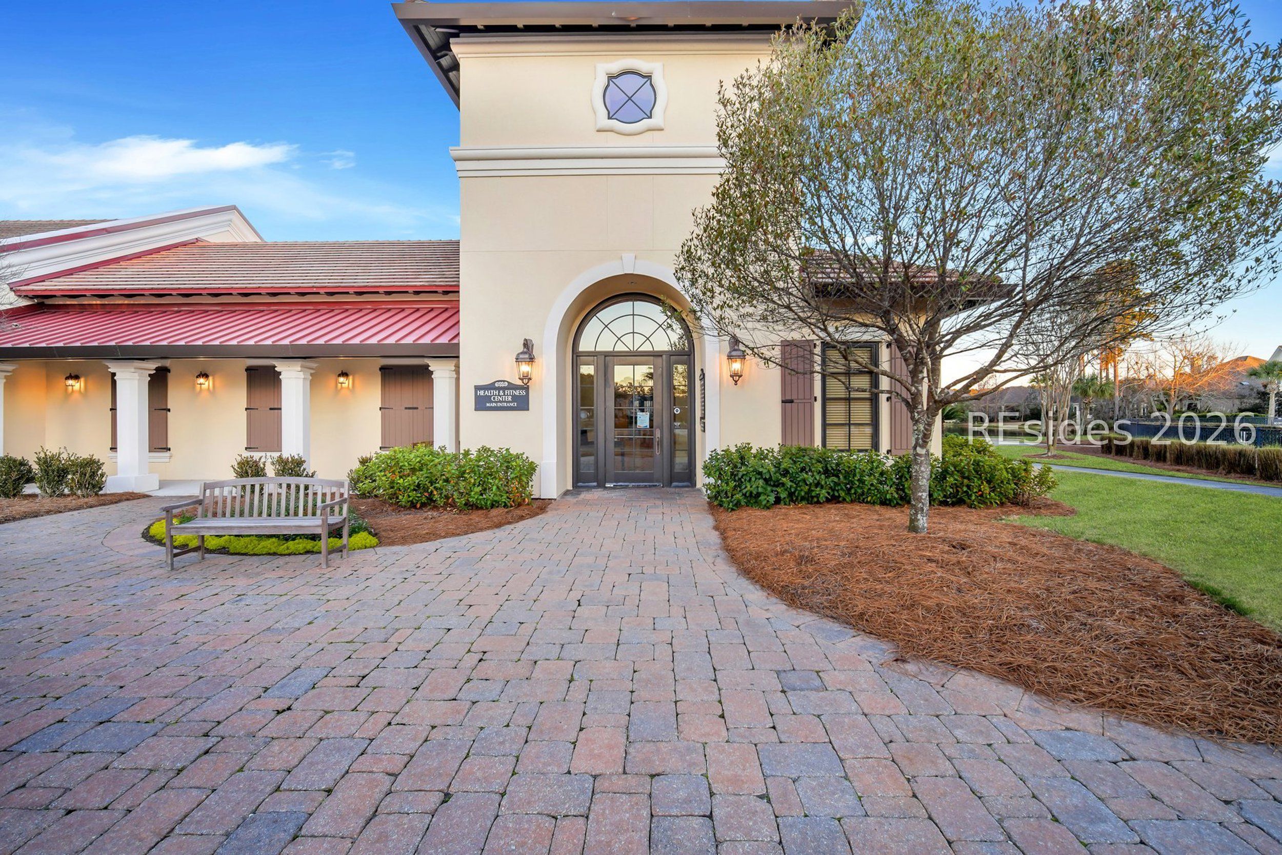 37 Paxton Circle