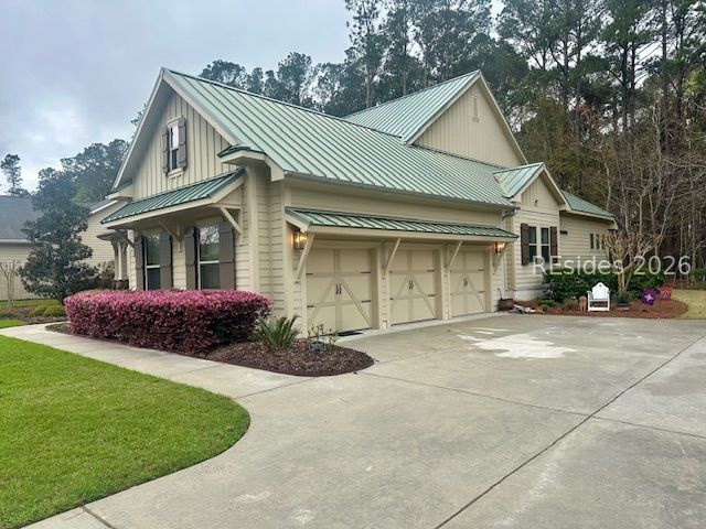 477 Hampton Lake Drive