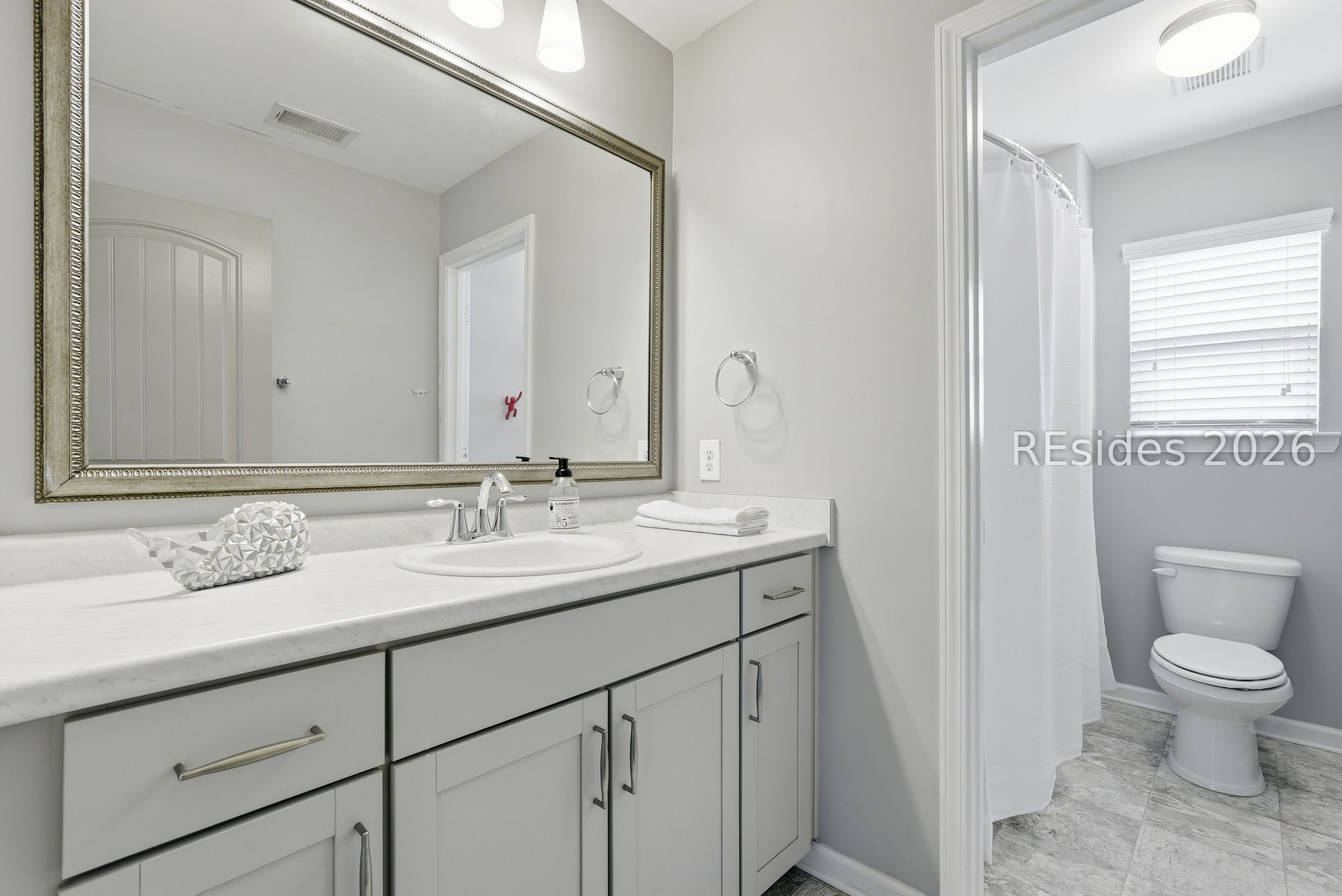 5 Vista Pointe Drive