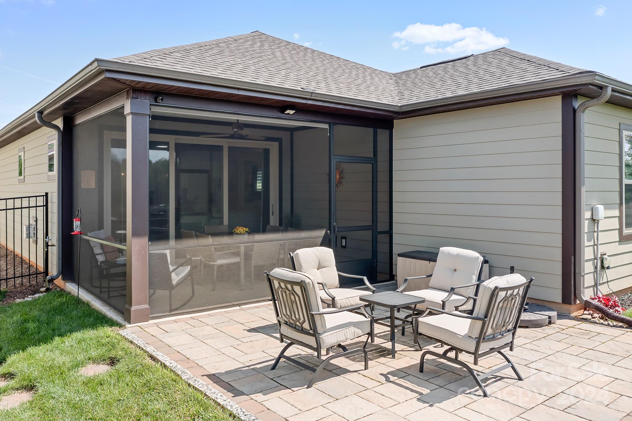 6143 Raven Rock Drive