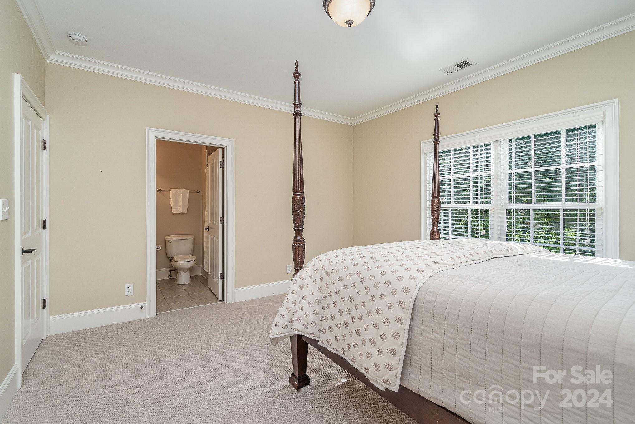 1109 Hudson Place