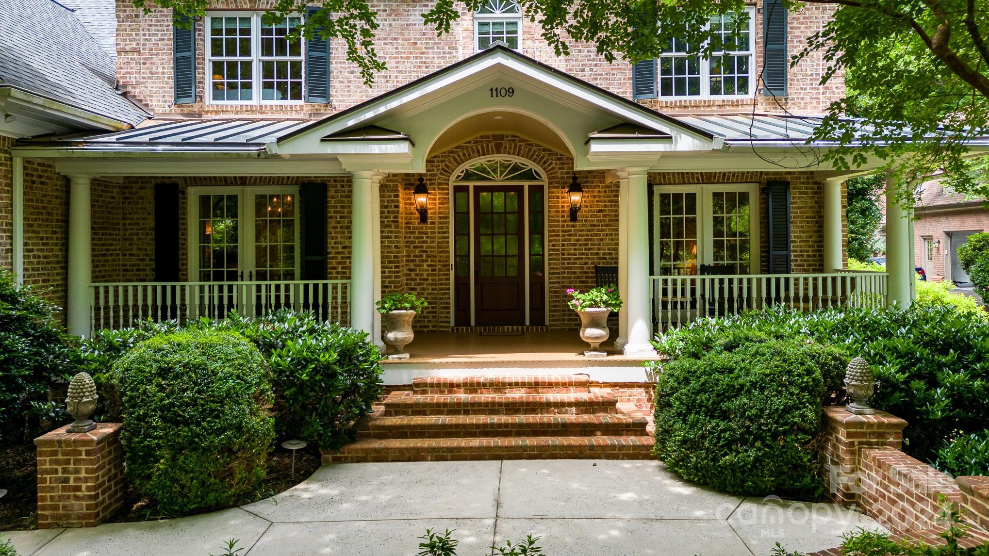 1109 Hudson Place