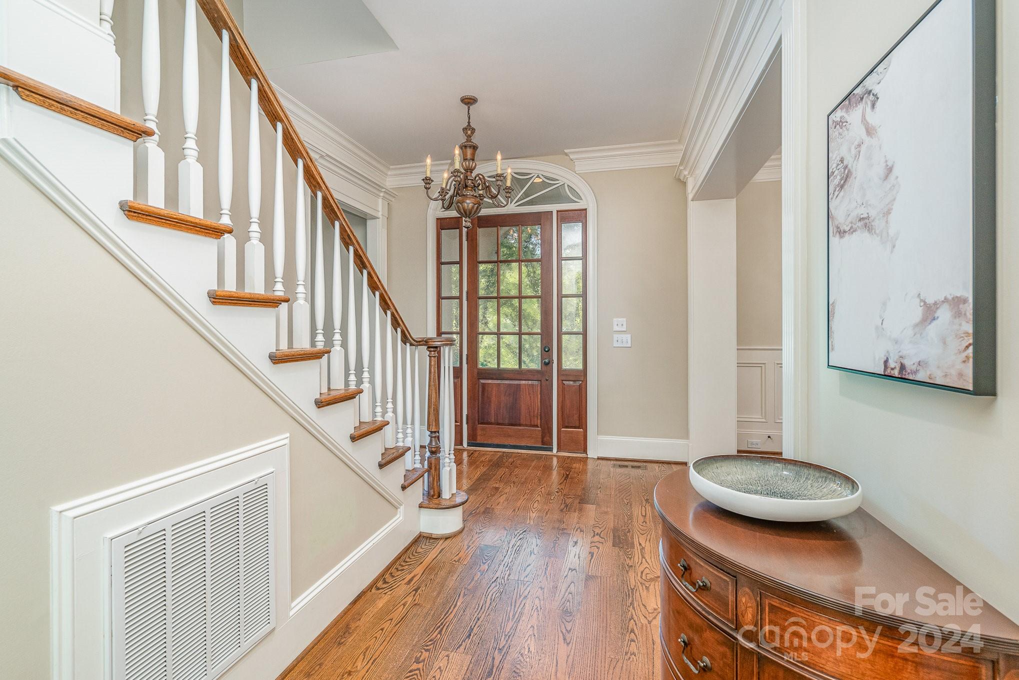 1109 Hudson Place