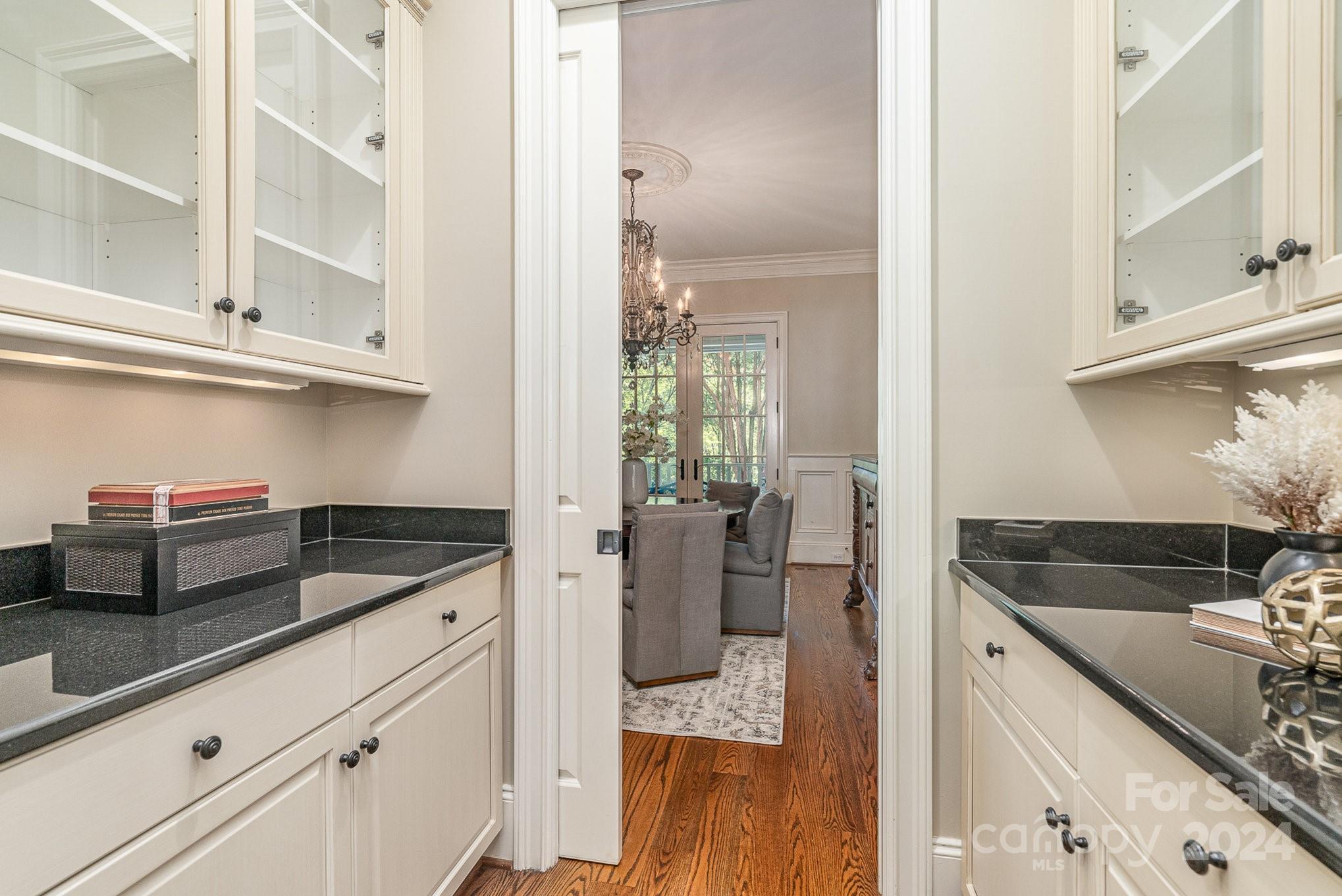 1109 Hudson Place