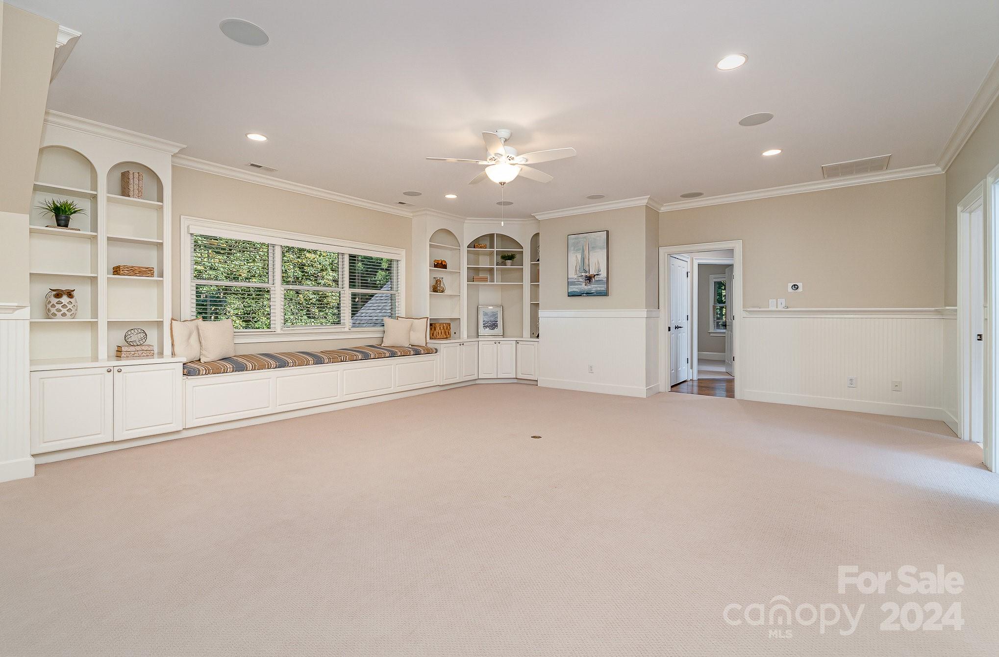 1109 Hudson Place