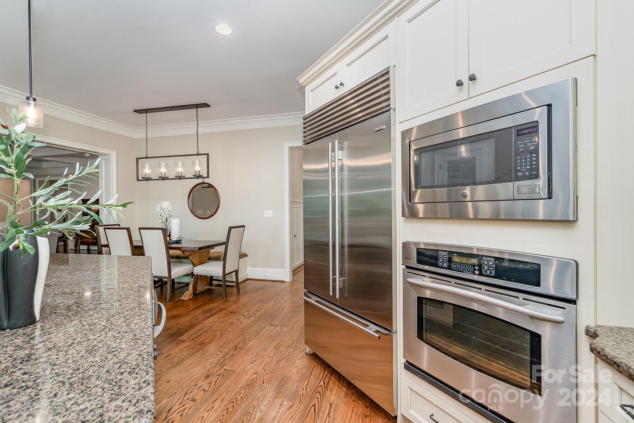 1109 Hudson Place