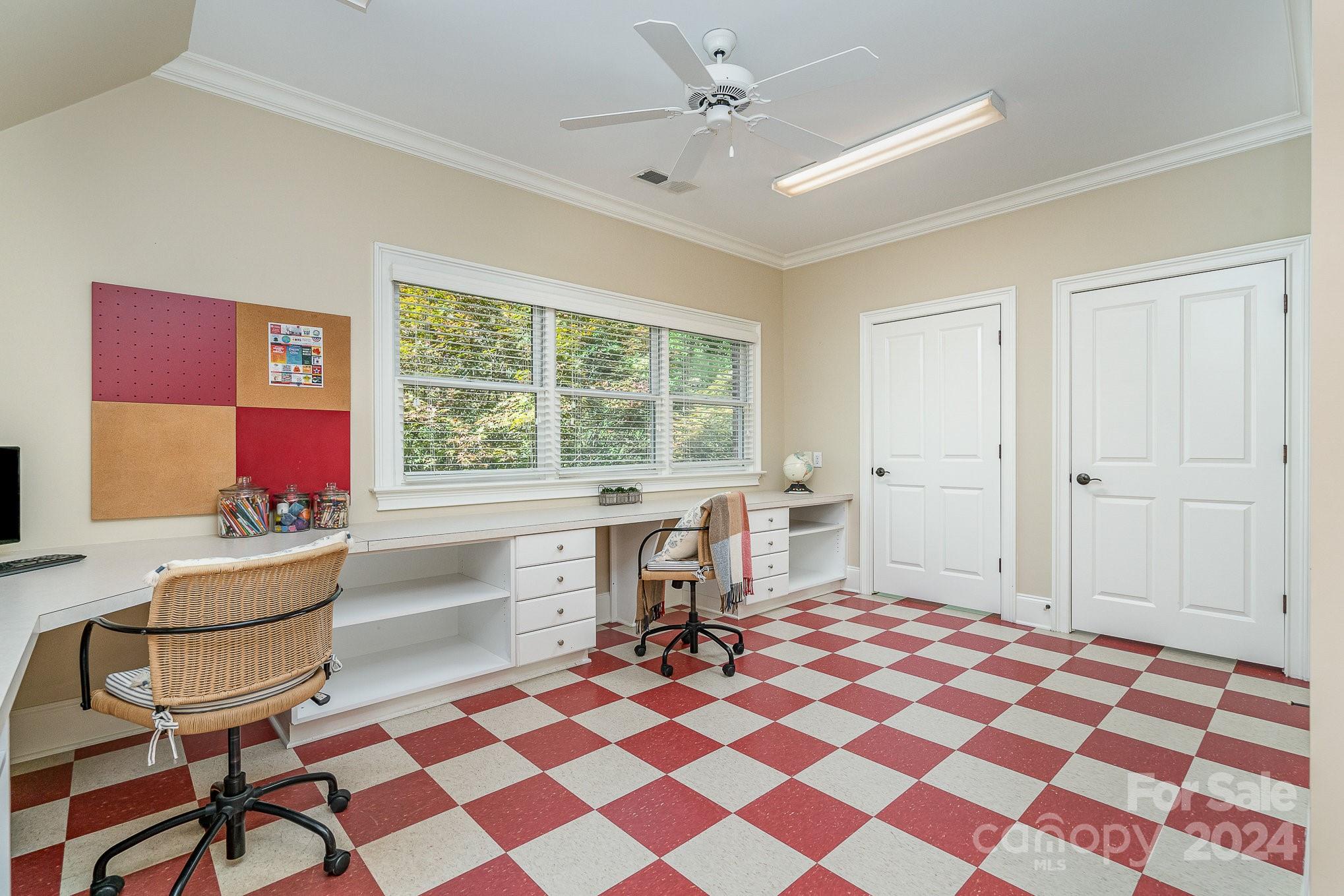 1109 Hudson Place