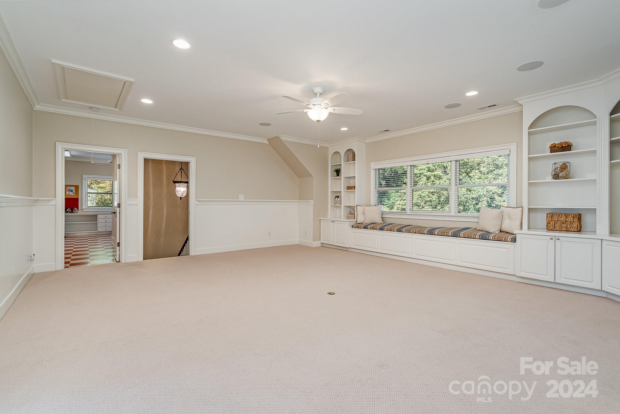 1109 Hudson Place
