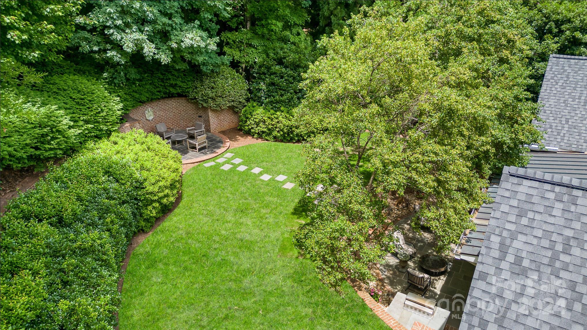 1109 Hudson Place