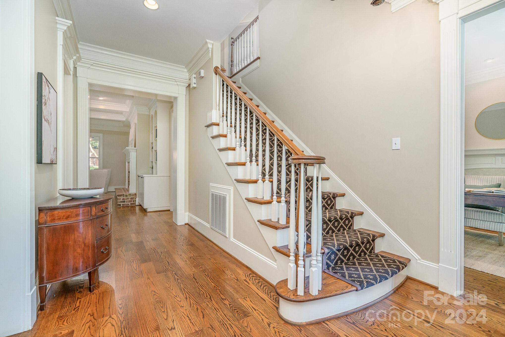 1109 Hudson Place