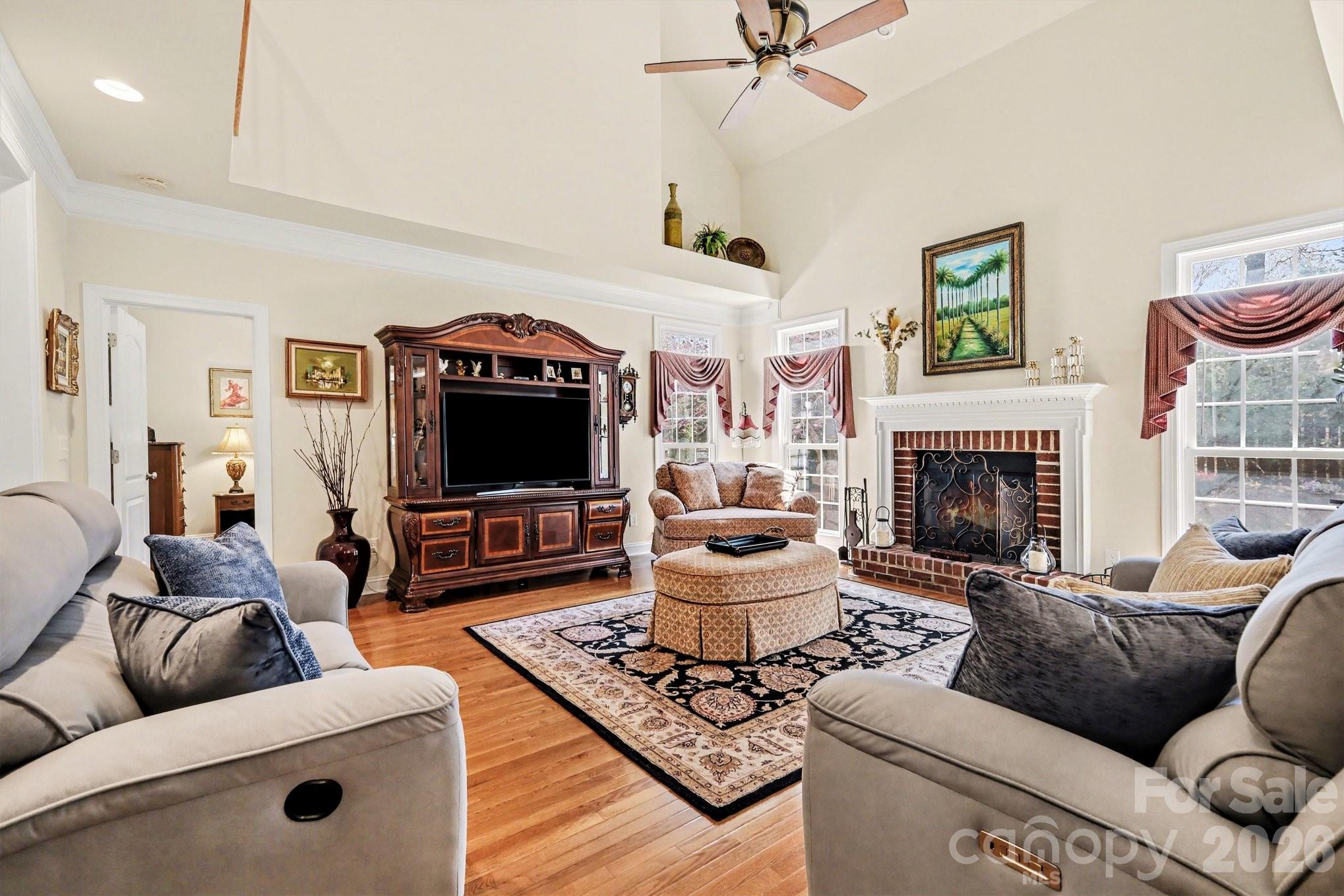 9927 Nicole Lane