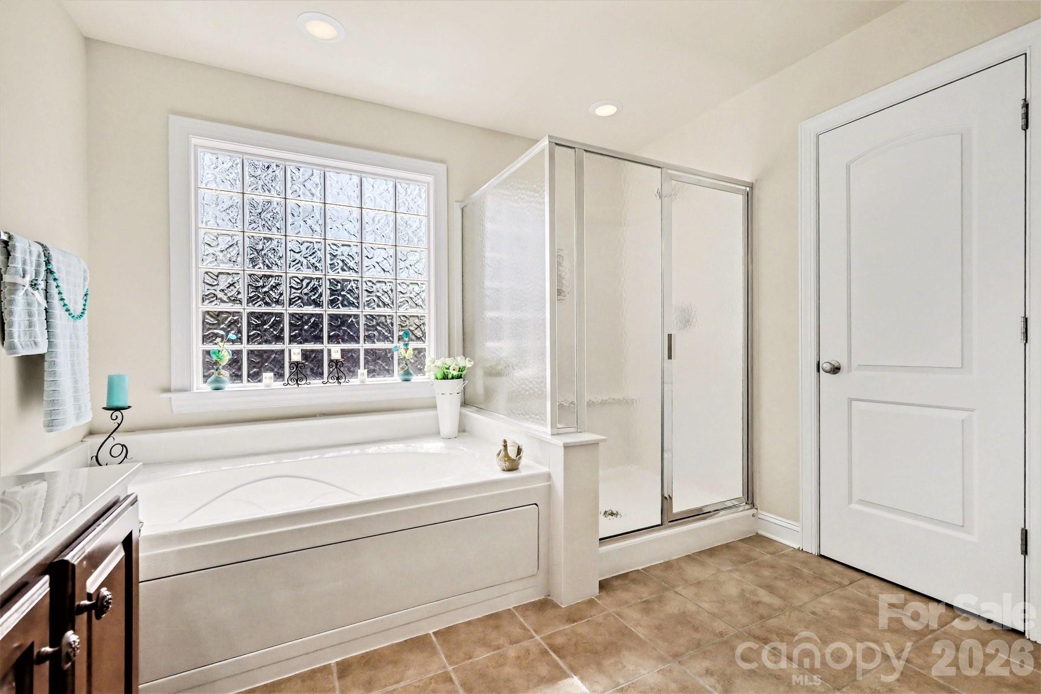 9927 Nicole Lane