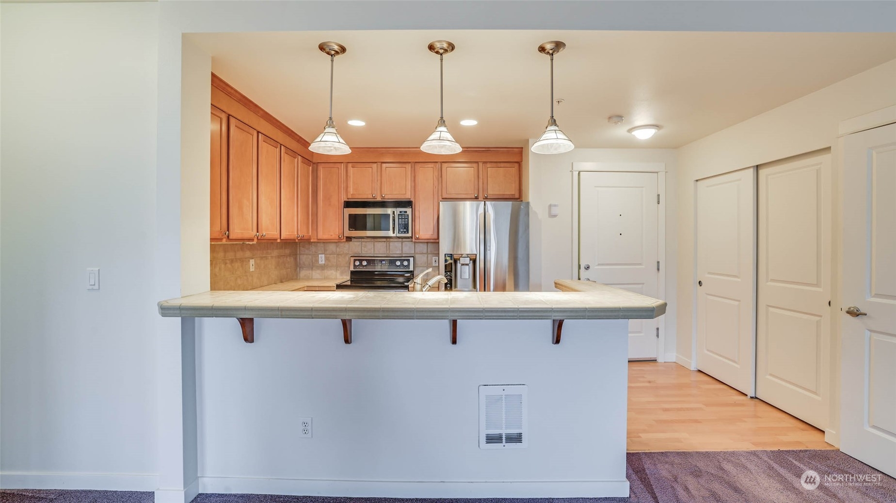 55 Williams Avenue S Unit: 205