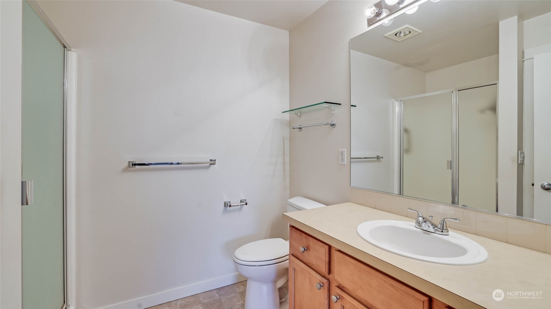 55 Williams Avenue S Unit: 205