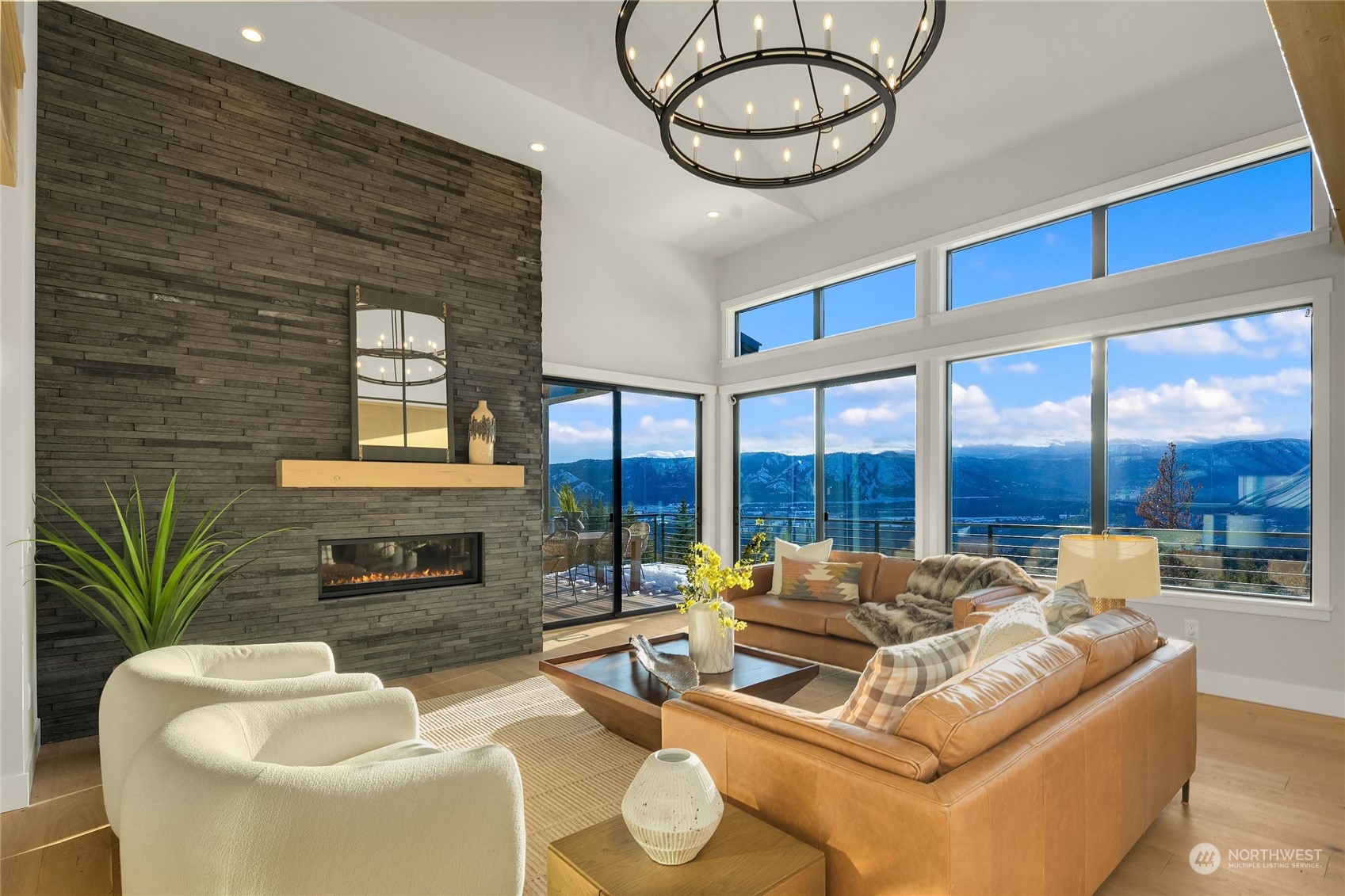 2241 Forest Ridge Drive