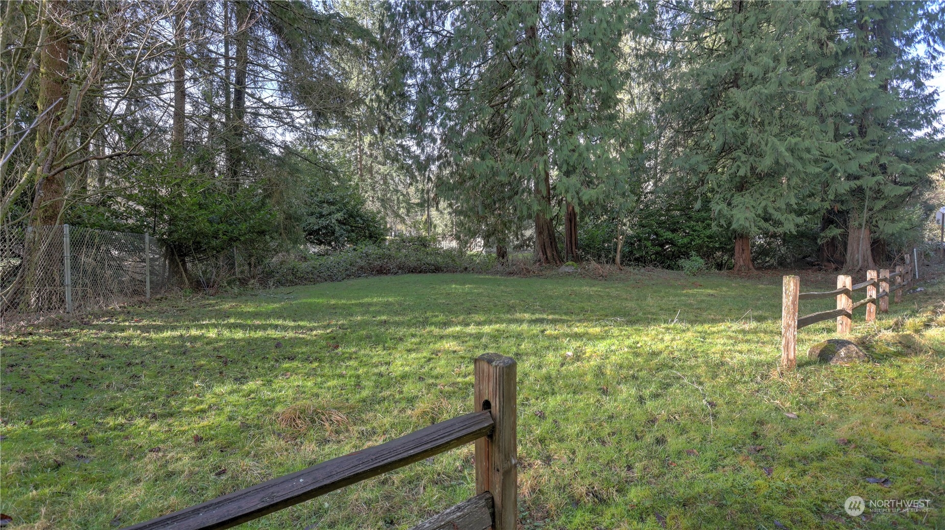 22530 Dorre Don Way SE