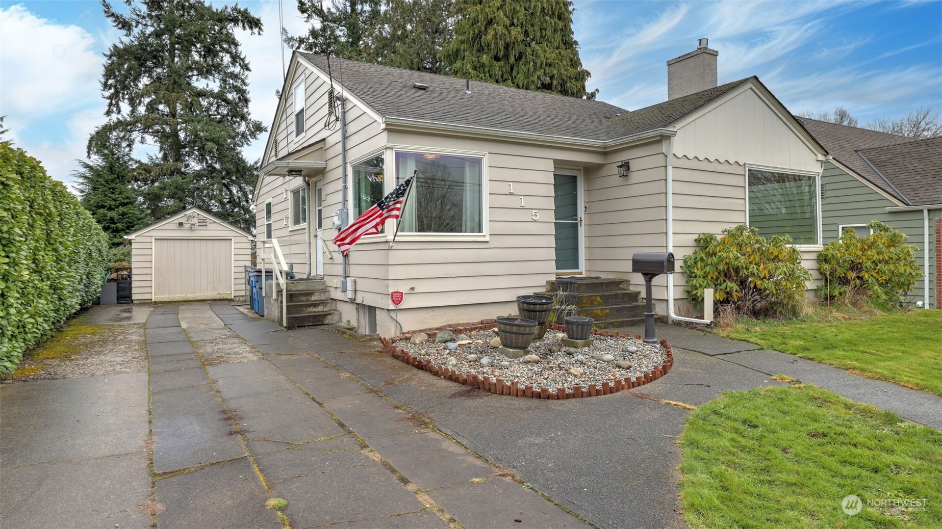 115 17th Street SW