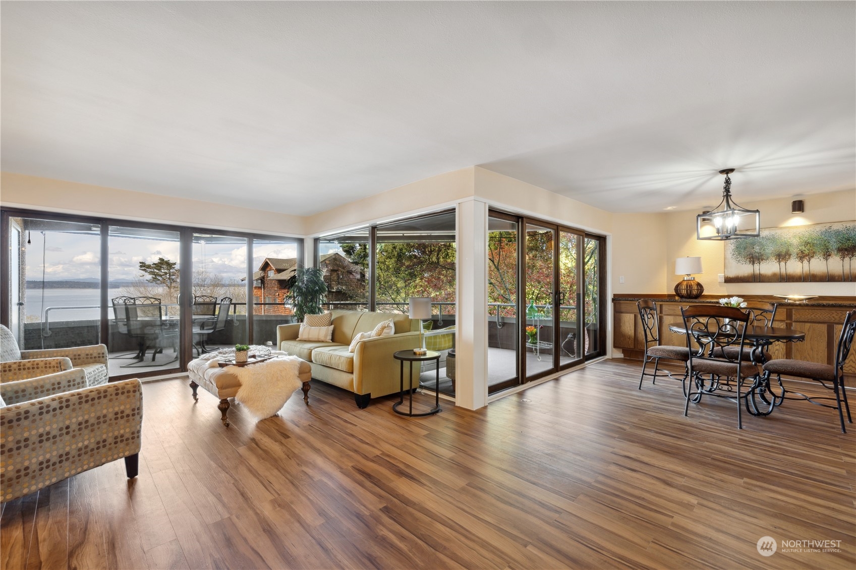 7019 47th Avenue SW Unit: 6