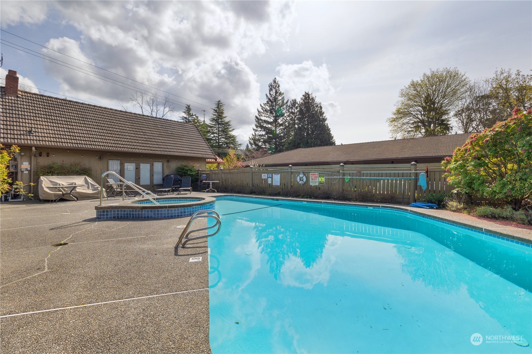 7019 47th Avenue SW Unit: 6
