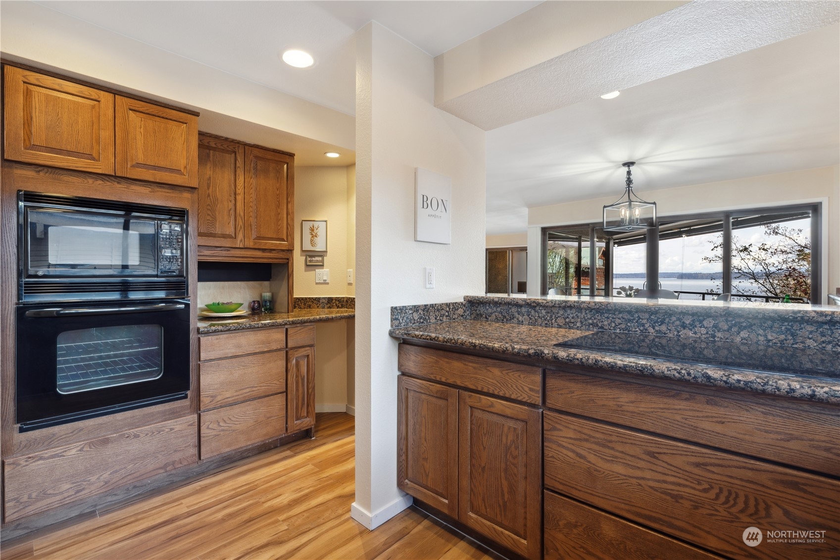 7019 47th Avenue SW Unit: 6