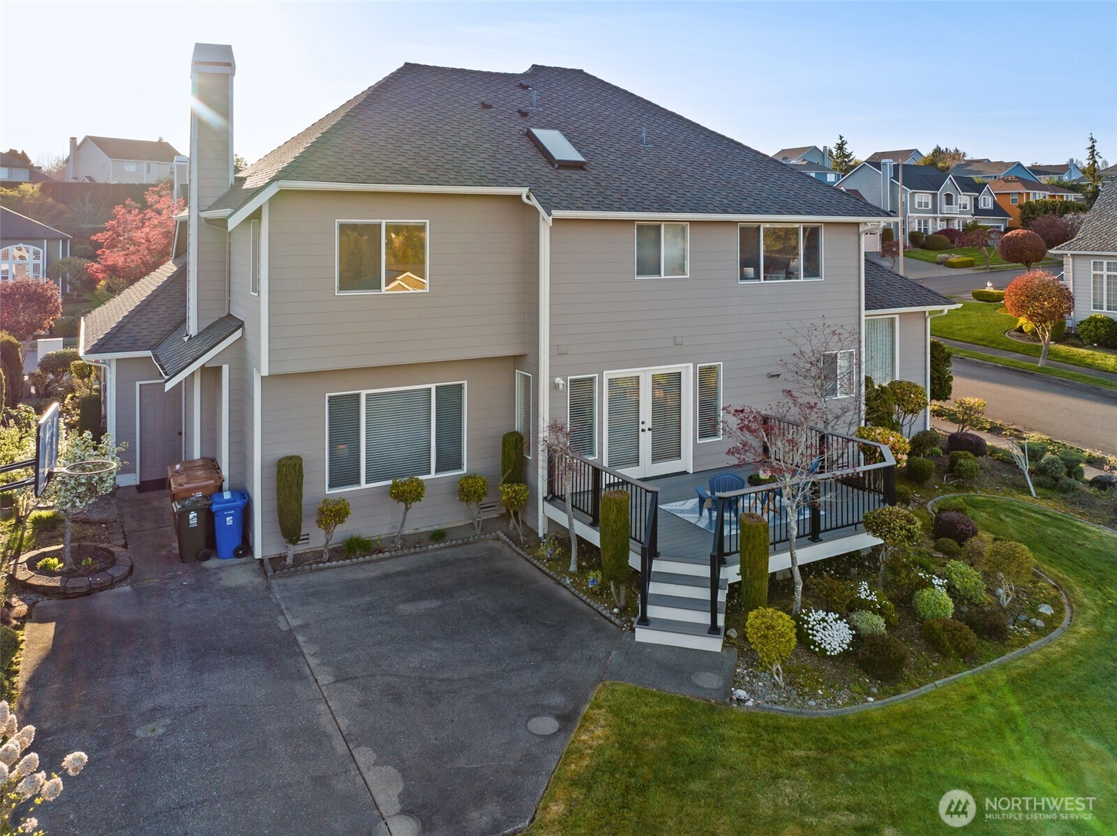 4413 36th Avenue NE