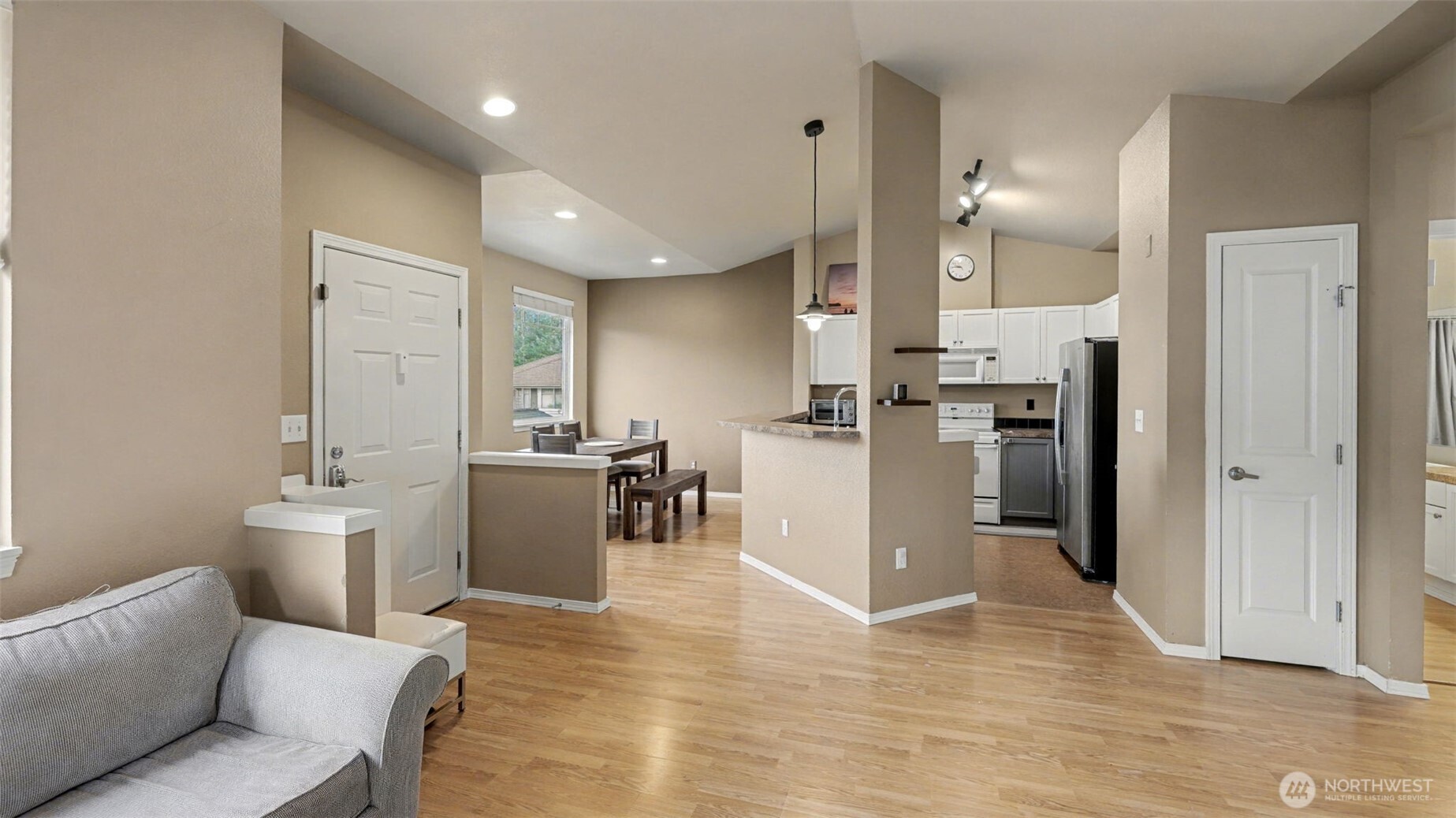 1500 S 18th Street Unit: S202