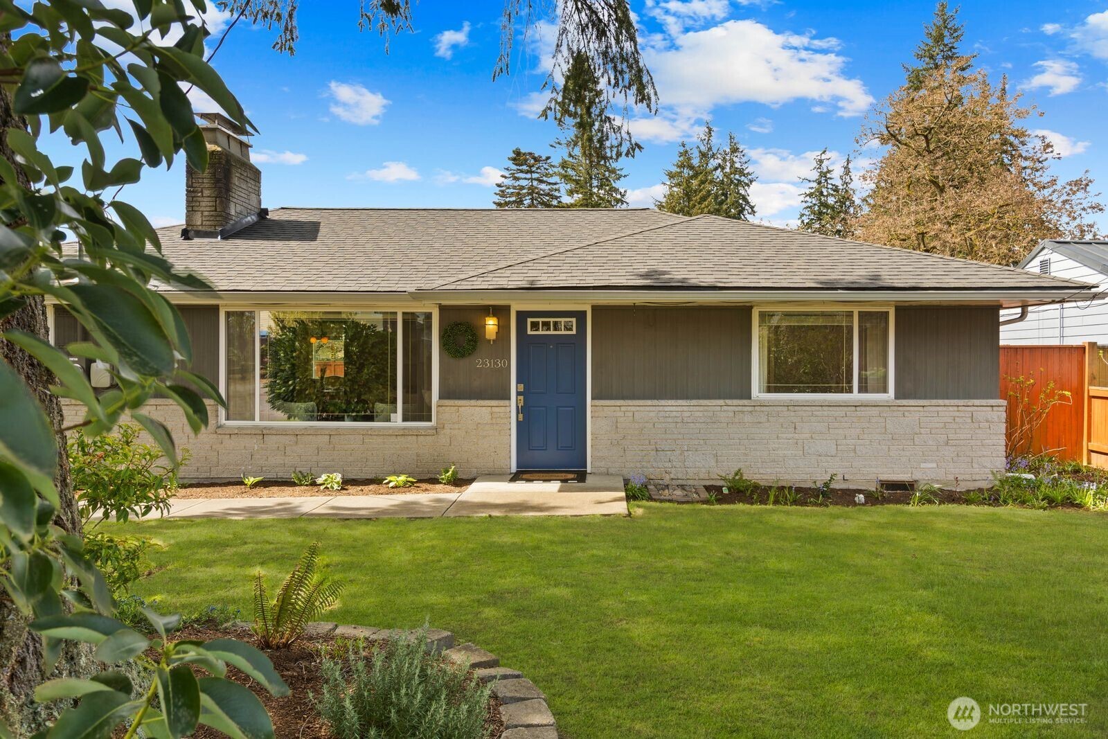23130 83rd Avenue W