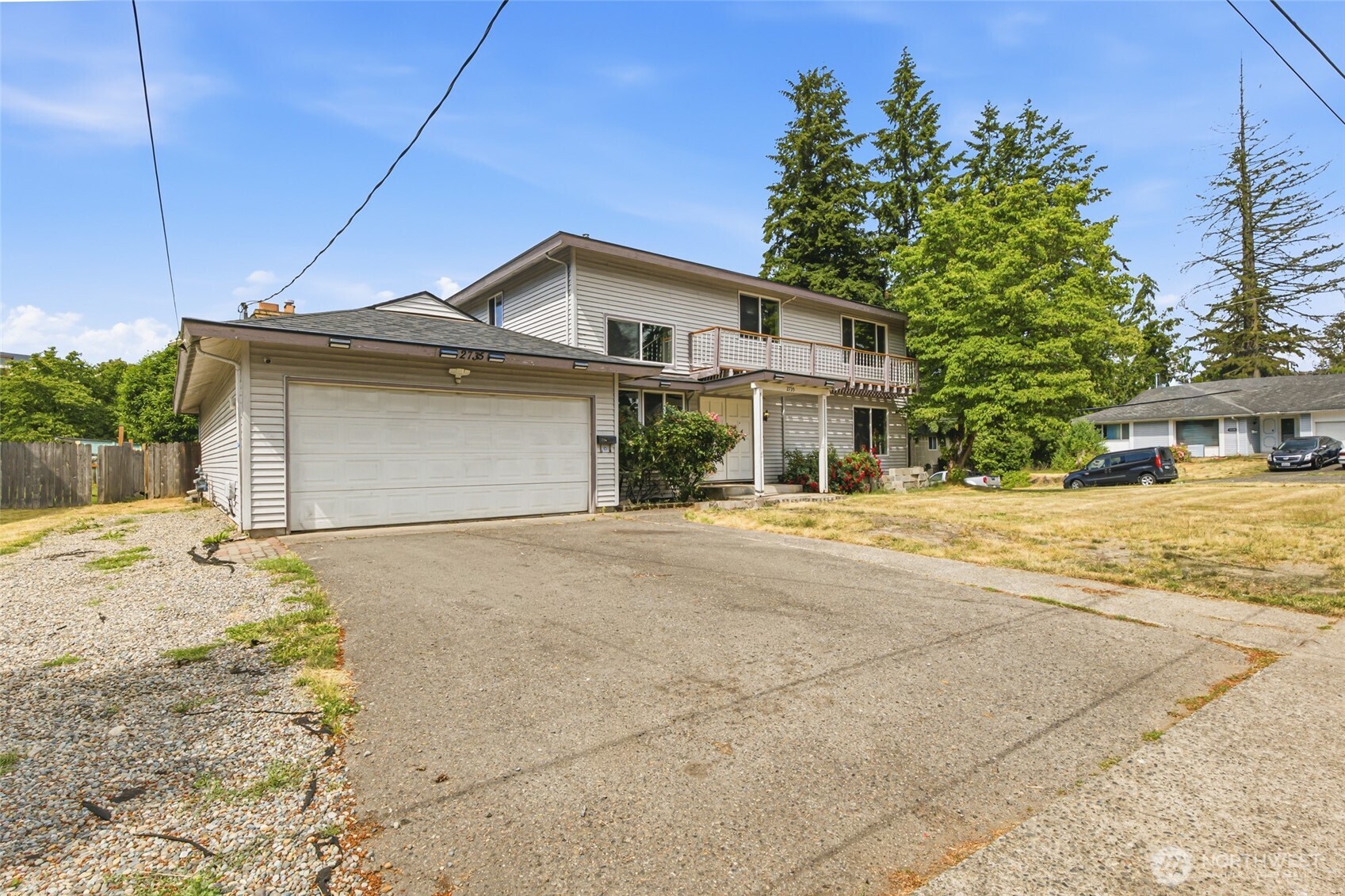 2735 26th Street SE