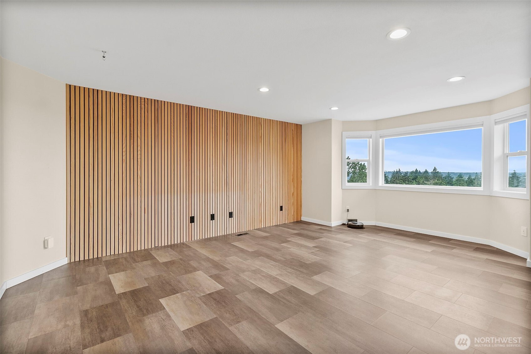 18105 85th Street E