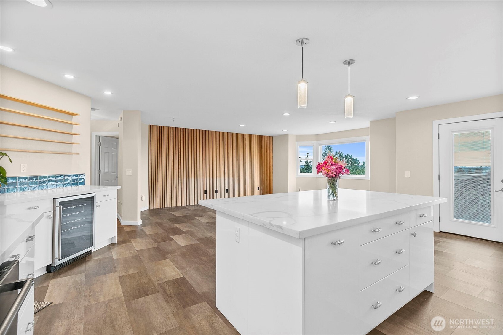 18105 85th Street E