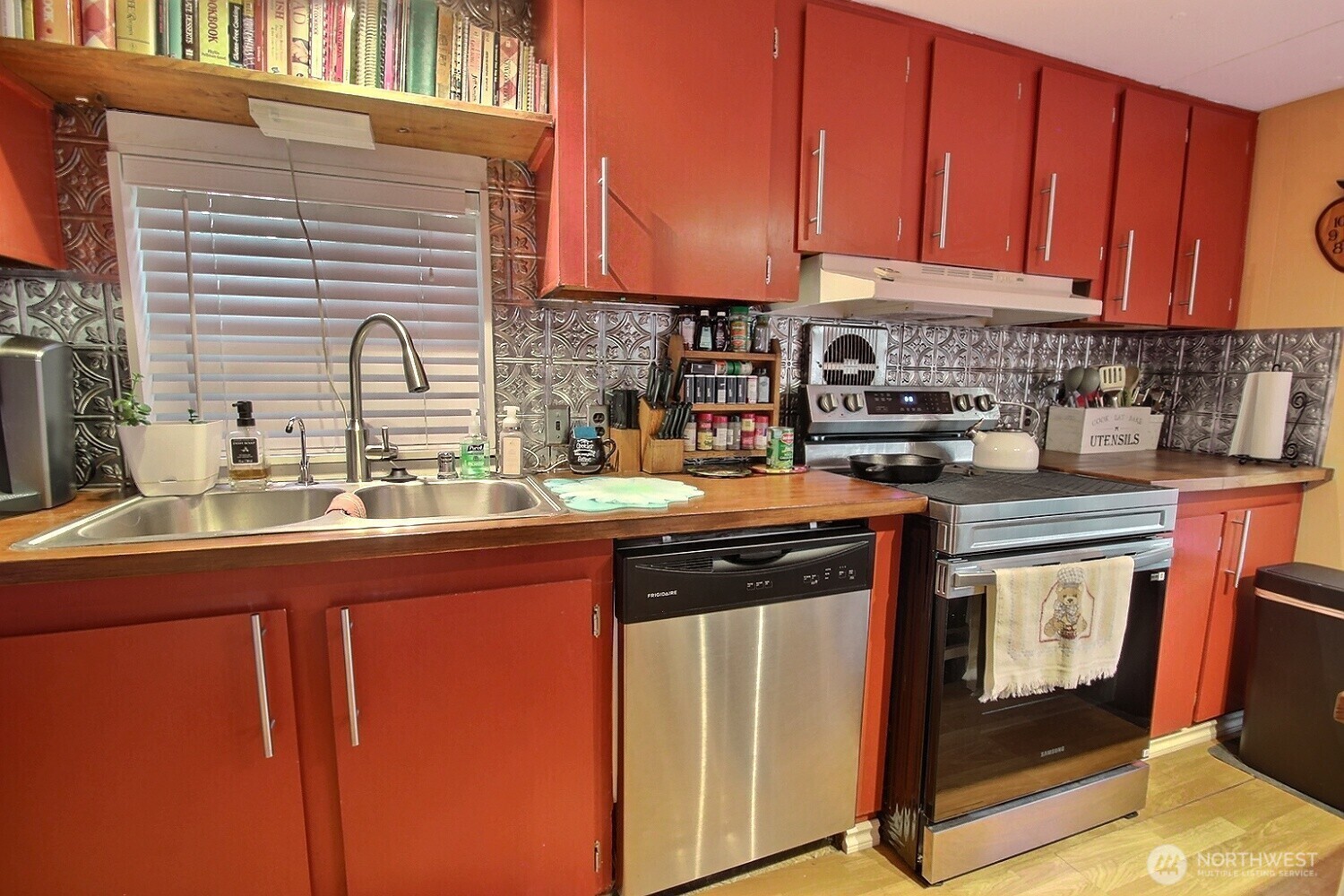 15232 SE 272nd Street Unit: 100