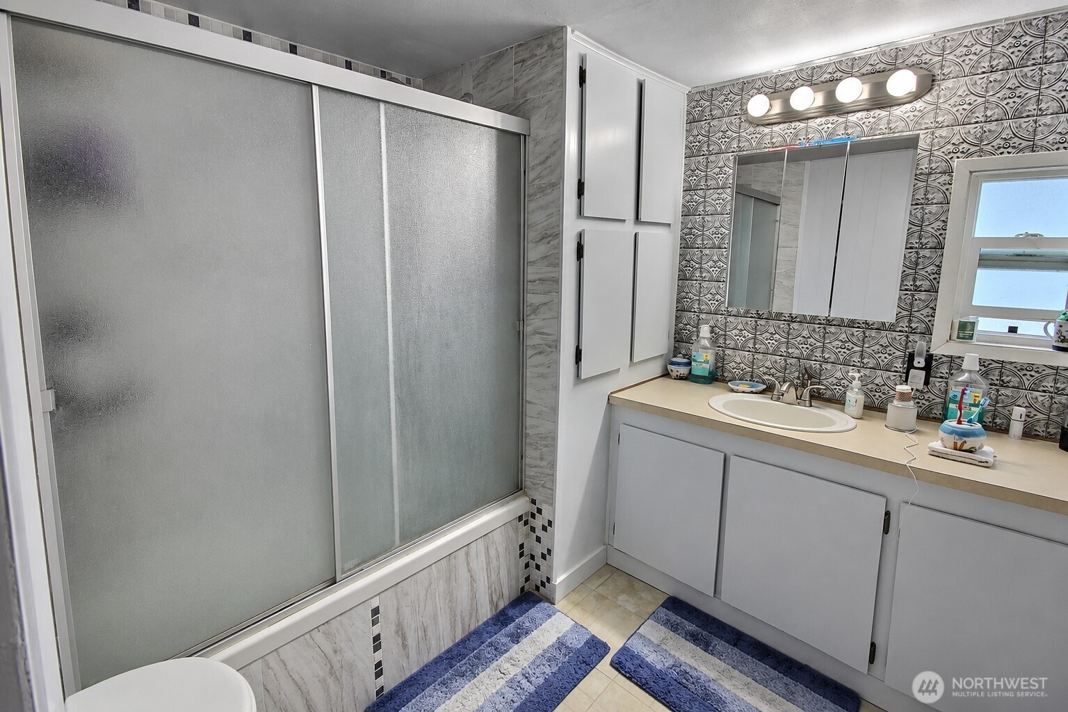 15232 SE 272nd Street Unit: 100